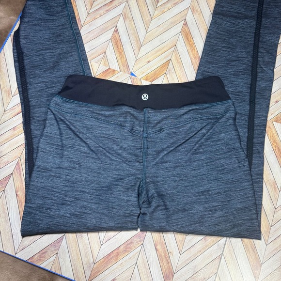 Lululemon Forme Pant Sz 6 Yoga Straight Leg W59595 Blue Black Mid Rise Dance Gym - Picture 3 of 12